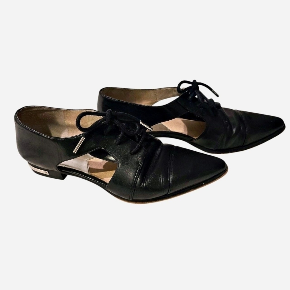 *SOLD* Michael Kors Leather Cutout Oxfords